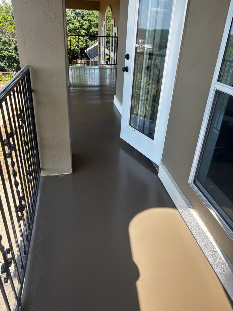 Patio flake coating in Cibolo, TX